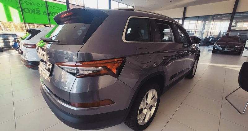 Skoda Kodiaq cena 205000 przebieg: 9, rok produkcji 2024 z Suwałki małe 22